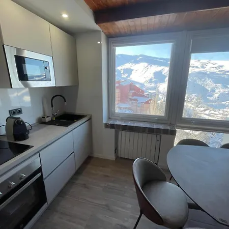 Essence Sierra Nevada